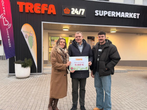 Trefa rozdává radost: Podpořeným organizacím předala šeky v hodnotě 75 000 Kč