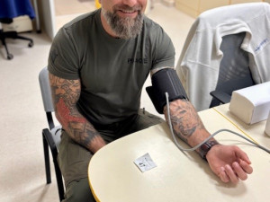 Policisté z Temelína darovali krev. Většina z nich byli prvodárci