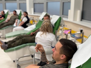 Policisté z Temelína darovali krev. Většina z nich byli prvodárci