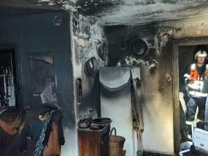 Požár rodinného domu si na Kaplicku vyžádal lidský život