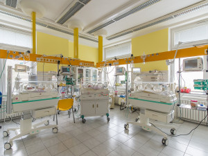 Nemocnice Písek hledá ke své neonatologické péči lídra.