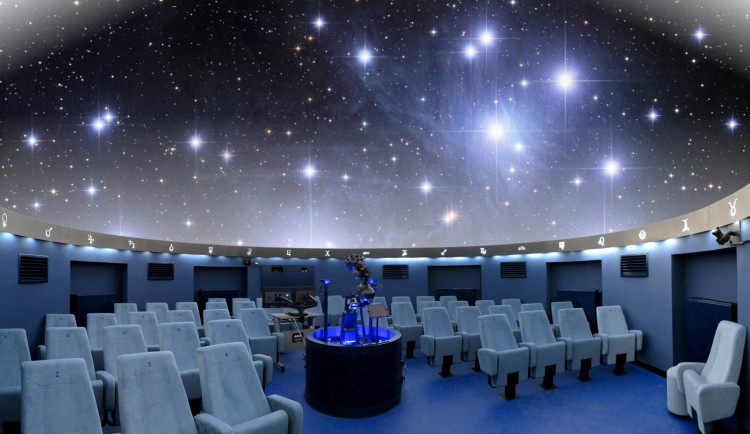 Rok 2026 nabídne podívanou na obloze i v planetáriu