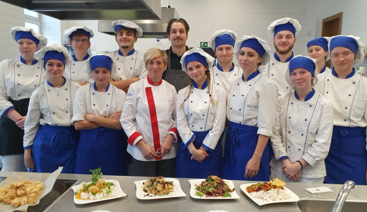 Prosinec se na škole cestovního ruchu nesl ve znamení řady zajímavých akcí