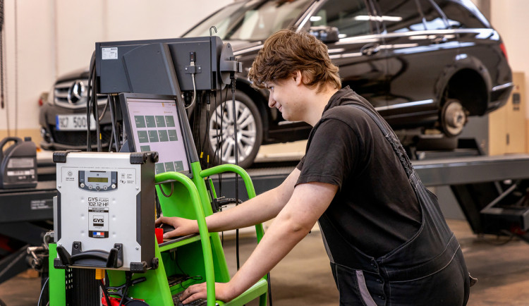 Přijímačky jsou stres. Pomůže zkouška nanečisto, říká ředitel průmyslové školy