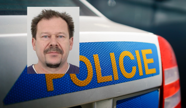 Odešel na vánoční večírek a od té doby ho nikdo neviděl. Po muži pátrá policie