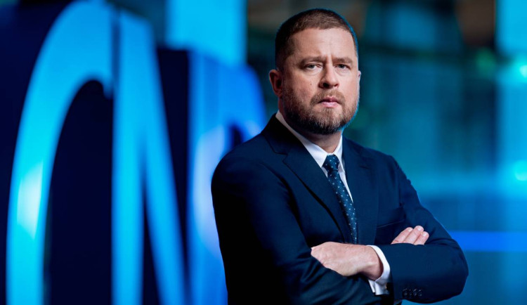 Guvernér ČNB: Díky přísné měnové politice se opět vyplatí spořit