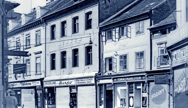 DRBNA HISTORIČKA: Sterneckova ulice vypráví příběh lékárny, cukráře i Anglického dvora