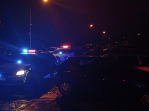 Na pražském sídlišti hoří byt. Hasiči již mají požár pod kontrolou