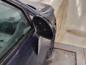 Policisté v Jindřichově Hradci zastavili pojízdný vrak. Kontrola odhalila 21 závad