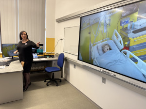 Budoucí zdravotníci si v Budějovicích nově vyzkouší infarkty i nehody nanečisto