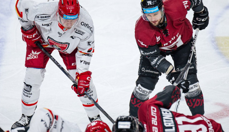 Hradec Králové si připsal vítězství v Praze. Rozhodly nájezdy
