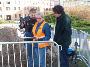 Žádné hradby ani stínadla. Archeologický průzkum stavbu galerie nezdrží