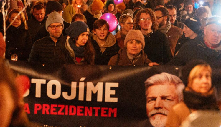 Milion chvilek svolal na neděli demonstraci na podporu prezidenta Pavla