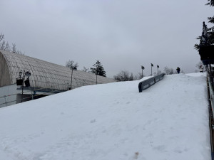 Přípravy olympijského festivalu vrcholí. Kvalitu ledu prověří Jakub Voráček