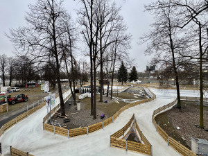 Přípravy olympijského festivalu vrcholí. Kvalitu ledu prověří Jakub Voráček