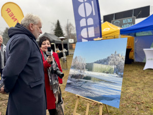 Základní kámen je položen. Hluboká začala psát příběh nového zimního stadionu