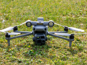 Dron - ilustrační foto