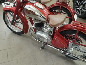 Drzá krádež veteránů. Majitel pátrá po motorkách Jawa, nabízí odměnu sto tisíc