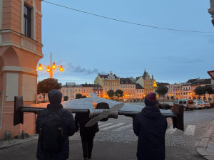 V Budějcích a Táboře přistály ruské drony. Varují před hrozbou války