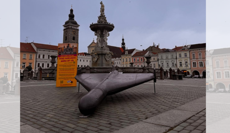 V Budějcích a Táboře přistály ruské drony. Varují před hrozbou války