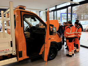 Jihočeští silničáři obměňují vozový park, do terénu vyrážejí i s elektromobily