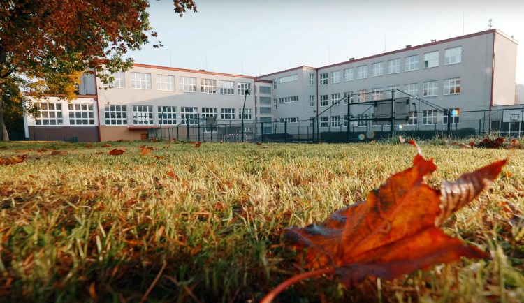 Asi polovina učitelů humpolecké školy podá výpověď kvůli sporům s ředitelkou