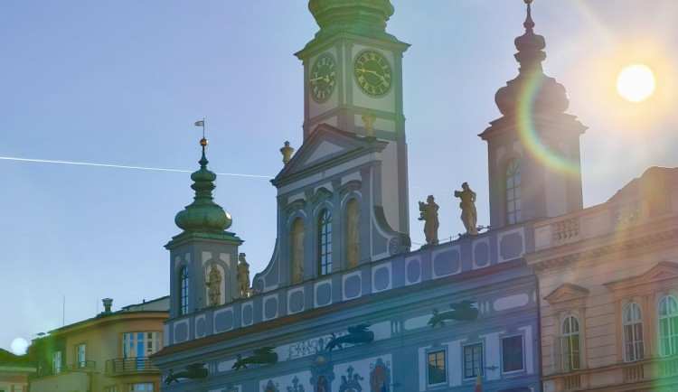 Teplotní zlom. V Budějovicích padla první dvacítka roku