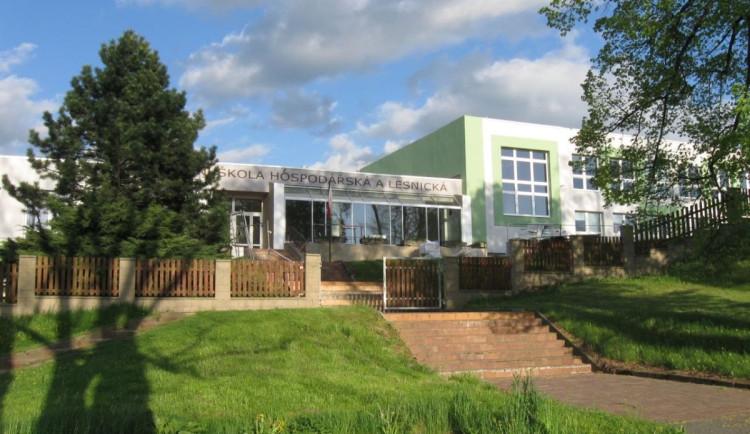 Na střední školy v Libereckém kraji se přihlásilo 7256 žáků, méně než loni