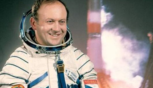 Před 48 lety se do vesmíru vydal jediný Čech, rodák z Budějc Vladimír Remek