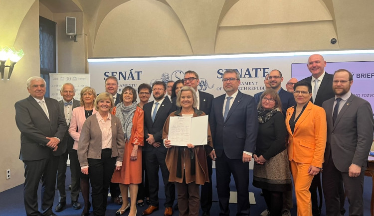 V Senátu odstartoval jubilejní ročník soutěže Vesnice roku.