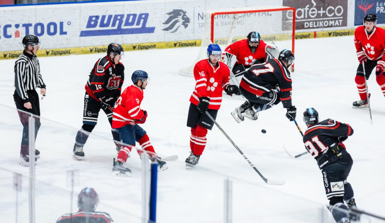 Hokejová bitva o Budějce se uskuteční už 9. dubna.