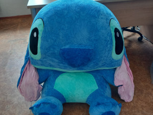 Padělky za statisíce zaplavily Jižní Čechy. Celníci zabavili hračky i sluchátka