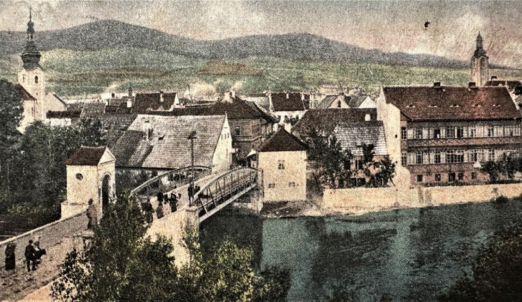 Po zřícení mostu zahynulo v šumavské řece 50 poutníků o Velikonocích před 167 lety