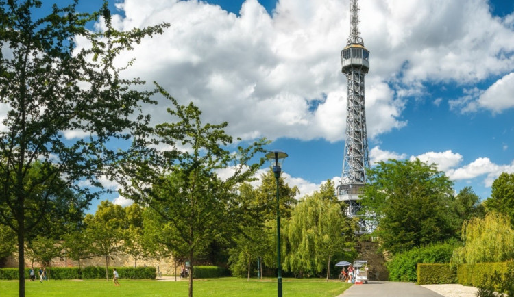 Spory okolo restaurace Nebozízek na Petříně. Praha vypověděla nájem, provozovatel to odmítá