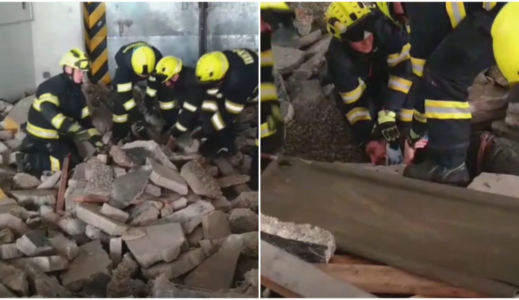 Hasiči využili svou rozkopanou zbrojnici ke cvičení, pes tam hledal člověka v sutinách