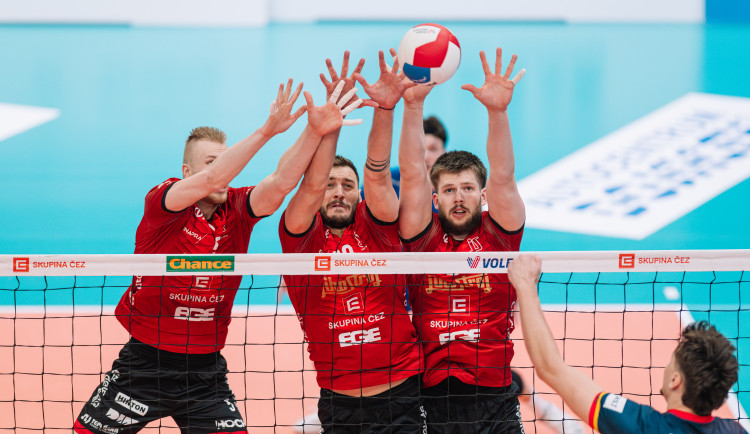 Lvi mají semifinálový mečbol. Jihostroji půjde v pátek o všechno