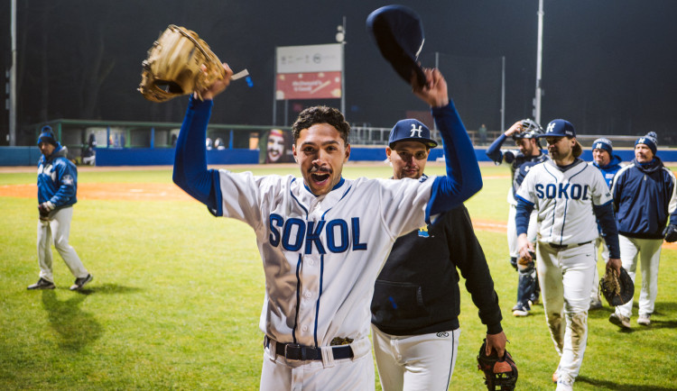 Baseball pod světly na Hluboké. Páteční večer proti Kotlářce nabídne sport i show