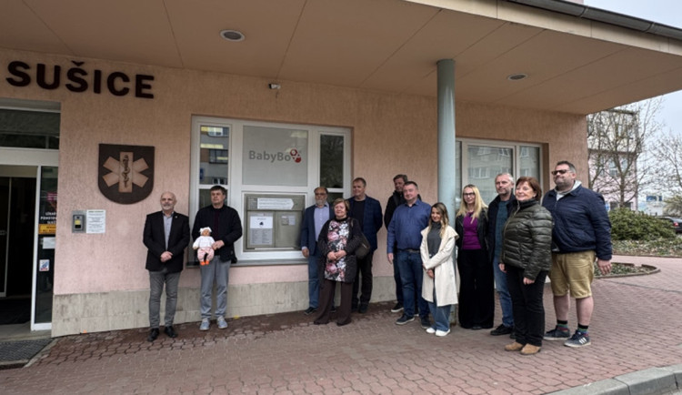 Šanci na život dostalo díky babyboxům 282 dětí, nový přibyl v Sušici