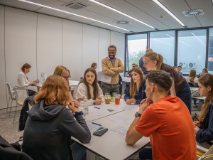Úspěšná akce propagující francouzštinu přilákala stovky studentů i odborníků