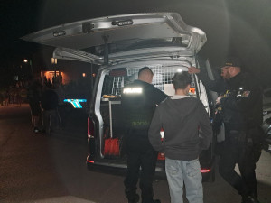 Policejní zátah na diskotéce. Odhalili opilé děti i řidiče