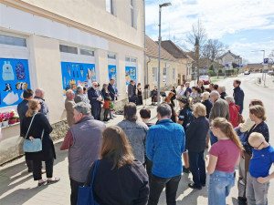 V Suchdole nad Lužnicí uctili oběti holokaustu. Instalovali nové kameny zmizelých