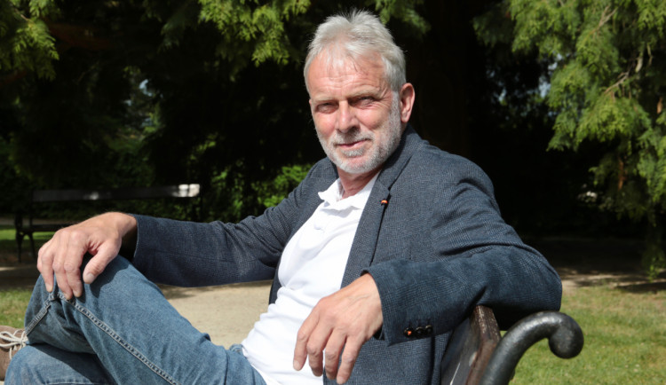 Hluboká nad Vltavou vypsala odměnu za dopadení účastníků žhářského útoku