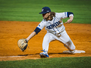 Baseballový souboj na Hluboké: Eagles Praha, Retro night vráti klub ke kořenům