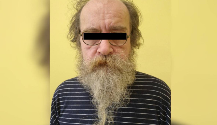 Pacient bohnické nemocnice se nevrátil z vycházky, vypátrali ho mimo Prahu