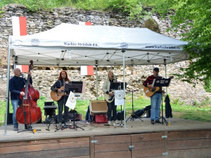 Karlův Hrádek přivítá návštěvníky na zahájení turistické sezóny: Řeka, les a lov