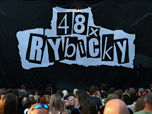 Týden v letňáku přiveze Lucii, Rybičky 48 i světový drum and bass
