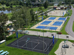 V ČEZ Areálu Vltava vznikne hokejová fanzóna s burgery