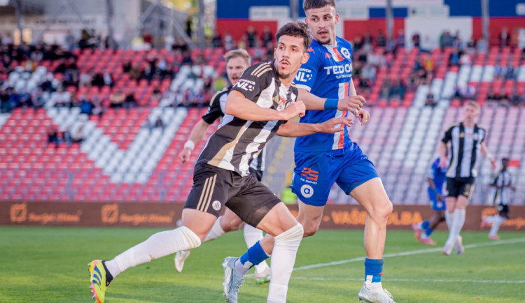Zbrojováci nasázeli Dynamu čtyři góly, prosadil se i Hofmann