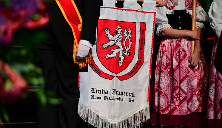 FOTO: Kultura, emoce a protesty. Tak vypadal sjezd sudetských Němců v Brně