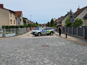 Po Strakonicích se pohybuje muž se zbraní, může být nebezpečný